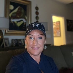 Meet your Posher, Sandy